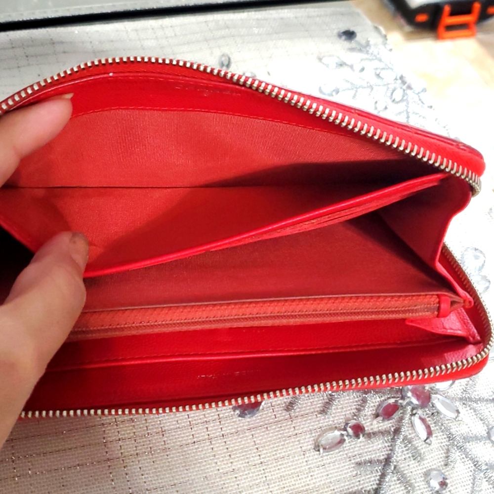 🇮🇹RARE Stuning CHANEL Camelia Red Quilted Lambskin Zip Around Long Wallet❤️❤️❤ - Picture 14 of 17